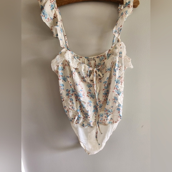 NWT FREE PEOPLE Take It Away Bodysuit size medium floral Womens - Picture 11 of 13